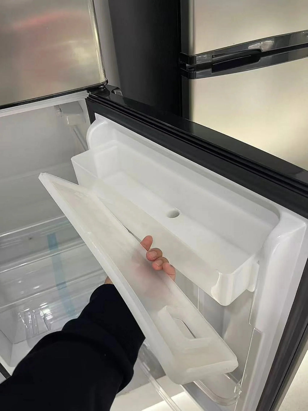 Frigidaire Top Mount Refrigerator, 7.3 Cu. Ft., Integrated Beverage Dispenser, Platinum