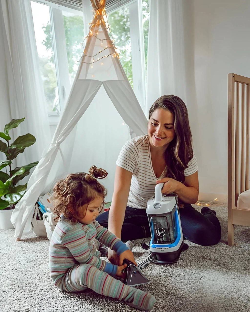 Hoover PowerDash GO Pet Portable Spot Carpet Cleaner - FH13001