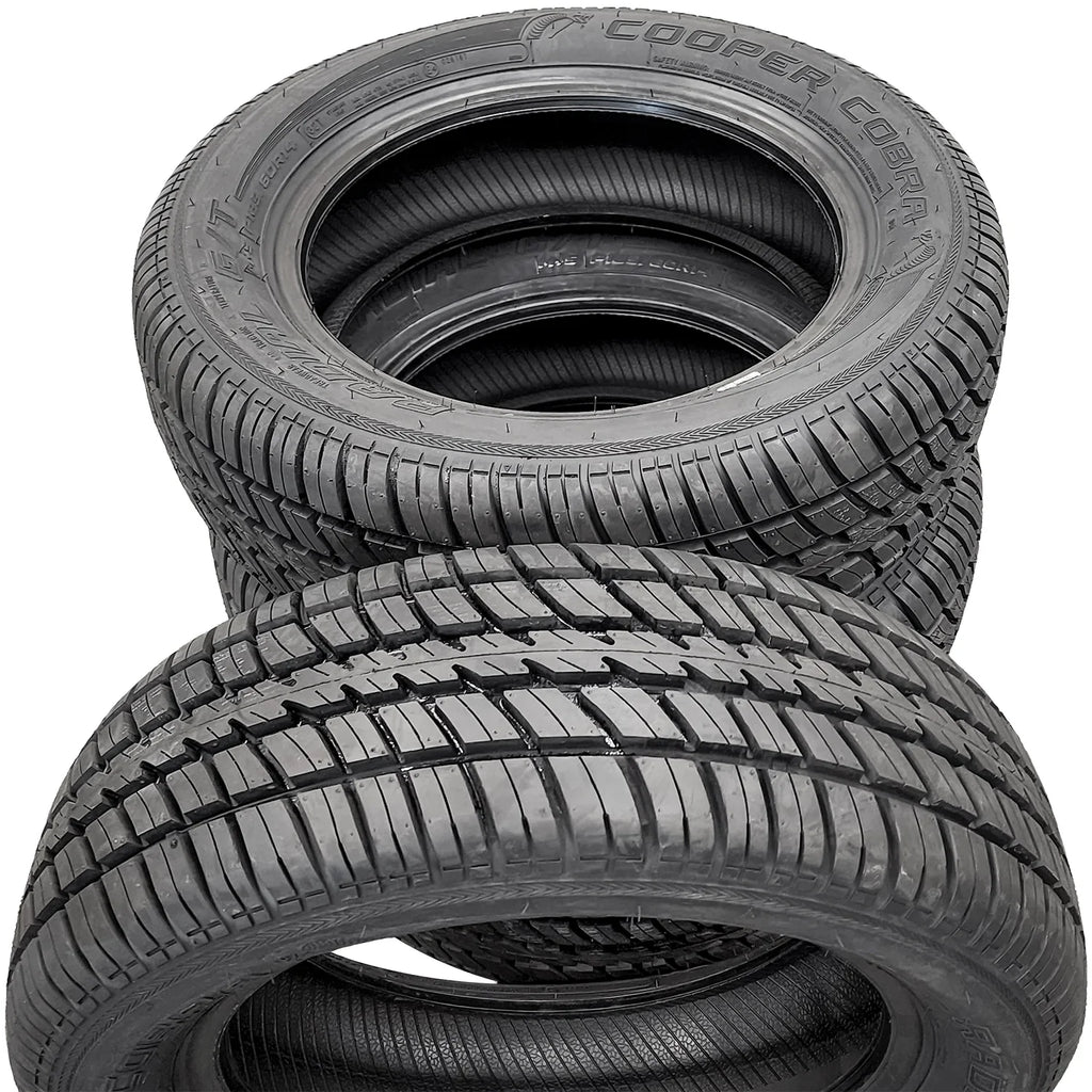 Cooper Cobra Radial G/T All-Season P275/60R15 107T Passenger Tire