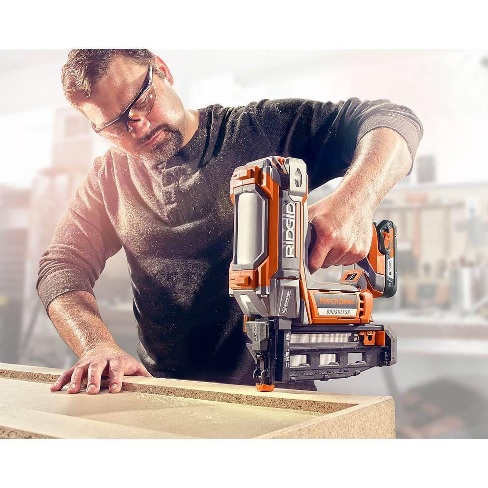RIDGID 18V Brushless Cordless Nailer Combo Kit with Brad & Finish Nailers, Battery & Charger