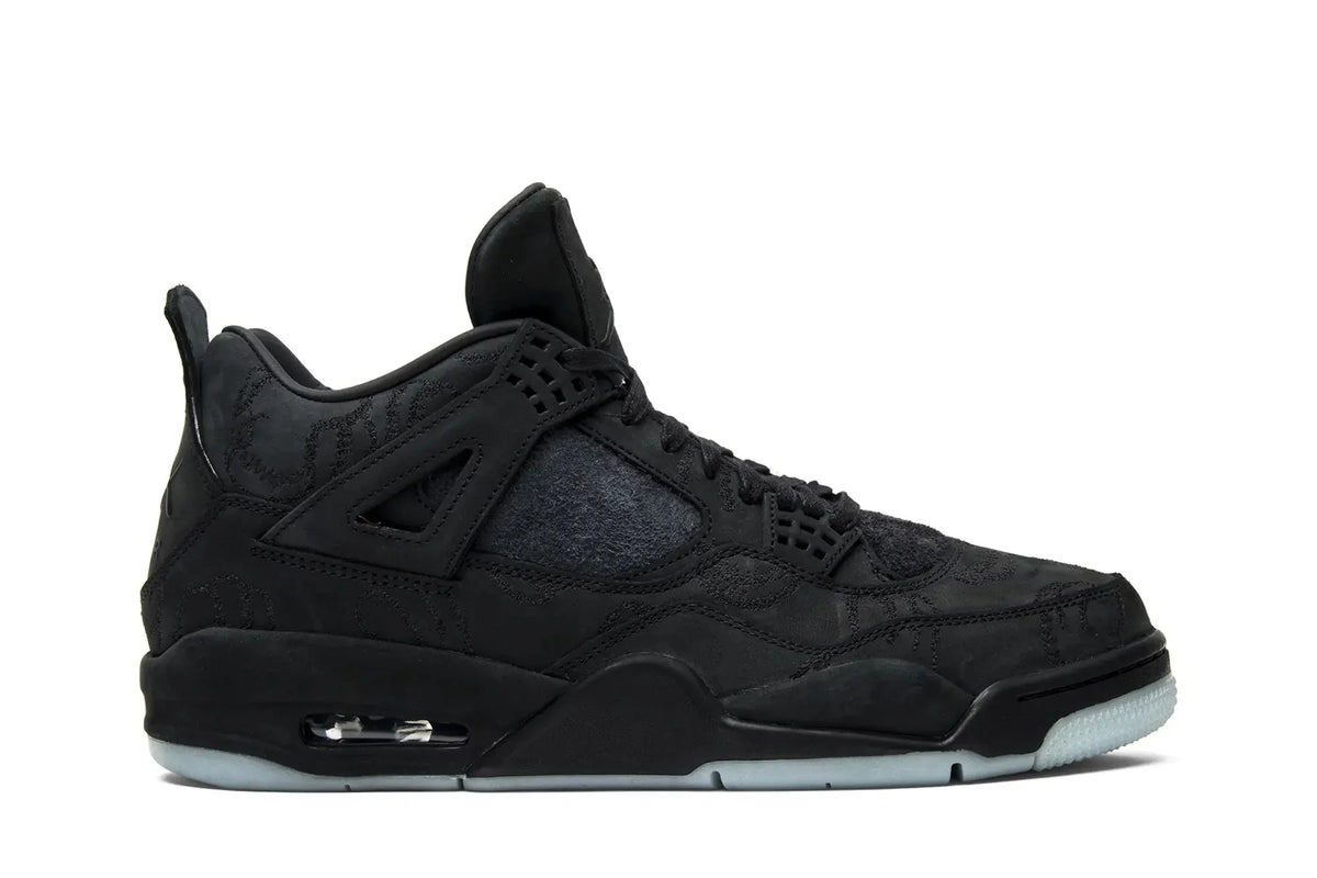 KAWS x Jordan 4 Retro Black - 930155 001